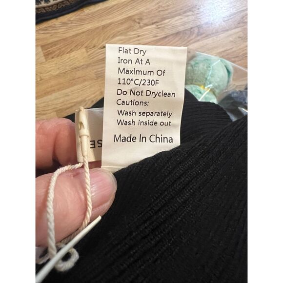 NWT Commense Contrast Trim Pearl-Detail Black Ribbed Slim Fit Pullover Sweater L - Picture 10 of 13